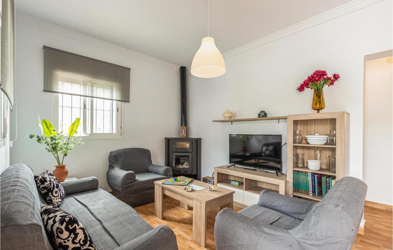 3 Bedroom Stunning In Vakantiehuis Málaga